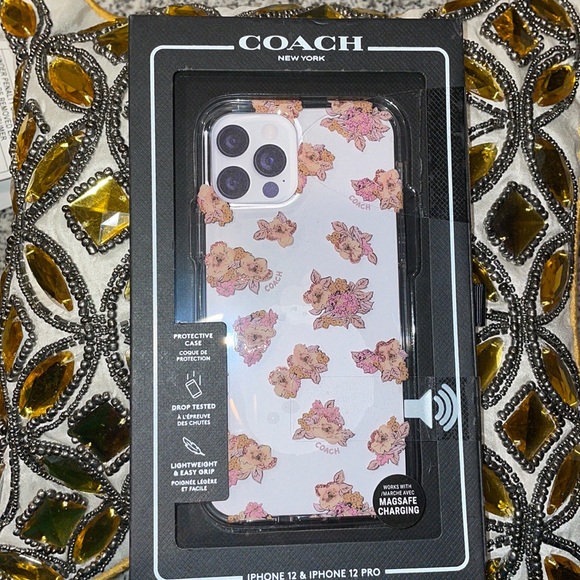 Coach iPhone 12/12 Pro case